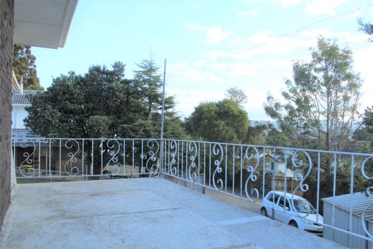 Photo of property in 45 Waitaki Street, Henderson, Auckland, 0612