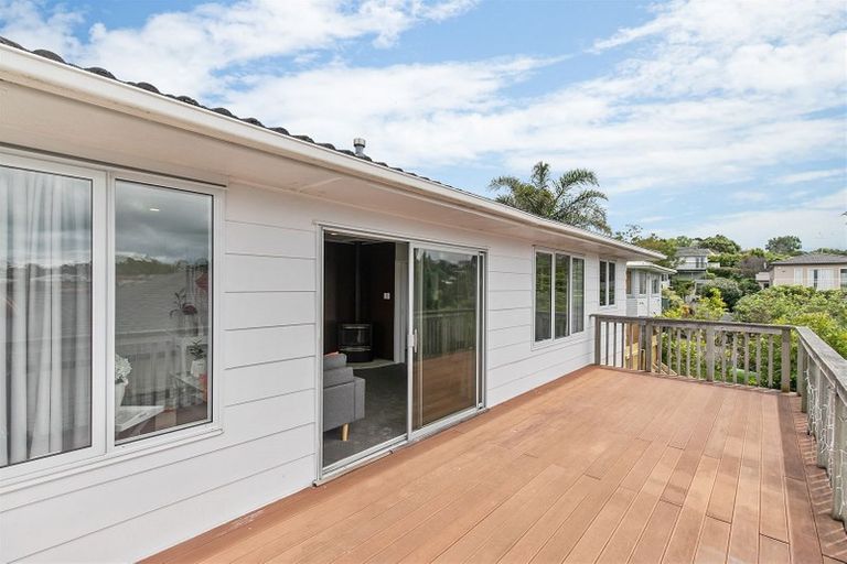 Photo of property in 52 Sycamore Drive, Sunnynook, Auckland, 0620