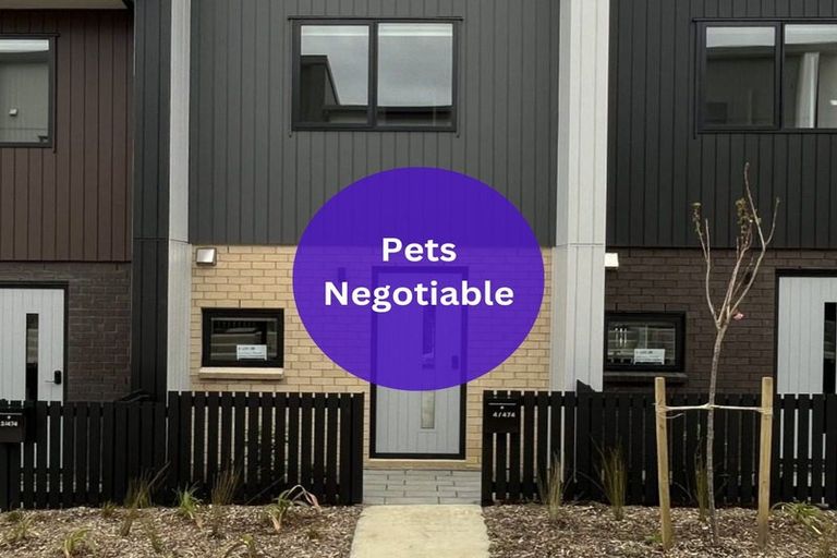 Photo of property in 4/474 West Coast Road, Glen Eden, Auckland, 0602