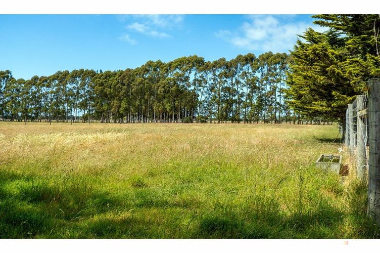 Photo of property in 98 Acacia Drive, Levels, Timaru, 7973