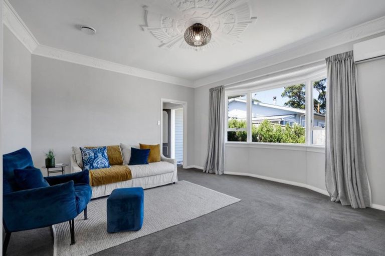 Photo of property in 104b Centennial Avenue, Waitara, 4320