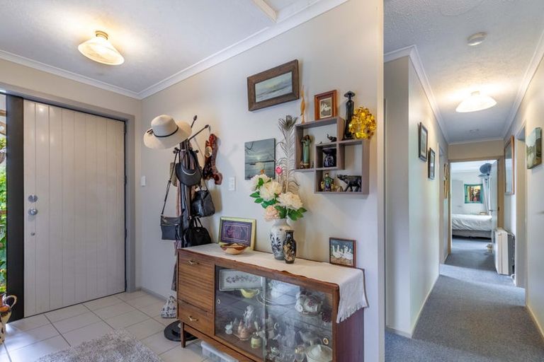 Photo of property in 39 Hill Road, Lumsden, 9730