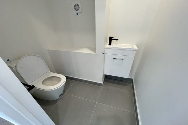 Photo of property in 17 Pilot Drive, Hobsonville, Auckland, 0616