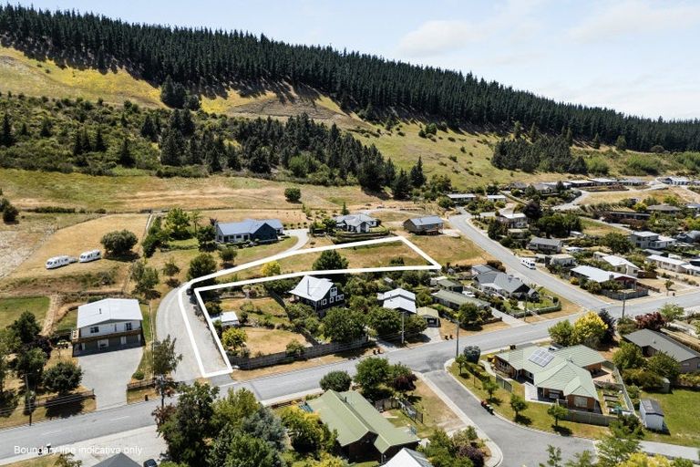 Photo of property in 42 Hazlett Street, Clyde, 9330