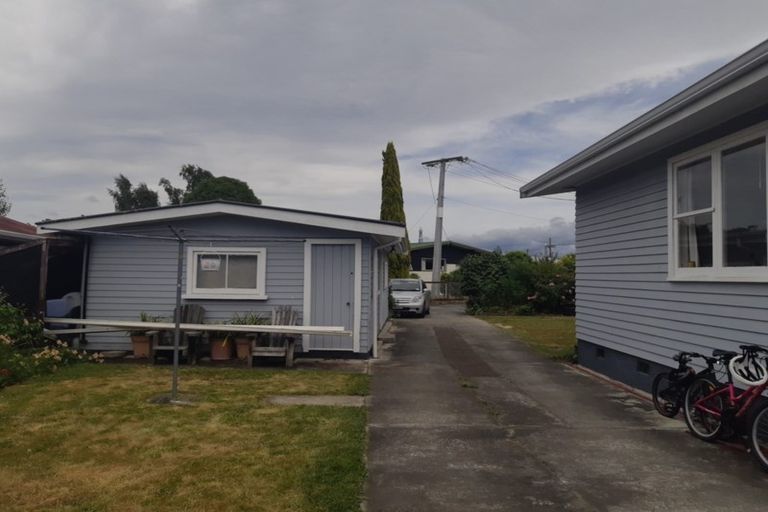 Photo of property in 28 Freyberg Street, Solway, Masterton, 5810