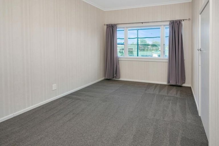 Photo of property in 11 Higgins Street, Marewa, Napier, 4110