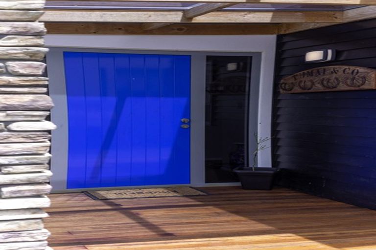 Photo of property in 3 Kamahi Street, Castlecliff, Whanganui, 4501