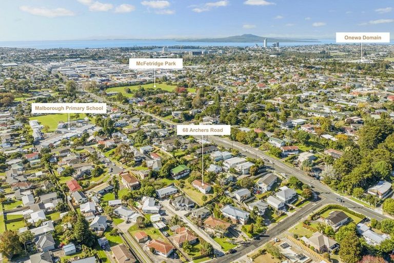 Photo of property in 68 Archers Road, Glenfield, Auckland, 0629