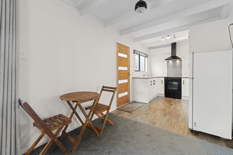 Photo of property in 2/21 Takanini Road, Takanini, 2112