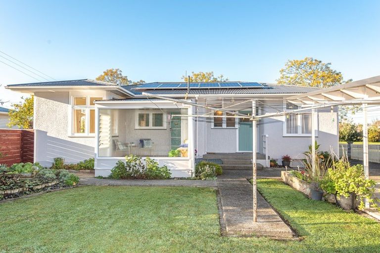 Photo of property in 104 Paterson Street, Aramoho, Whanganui, 4500