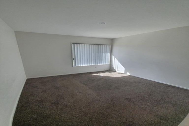 Photo of property in 19 Wellfield Drive, Papakura, 2110