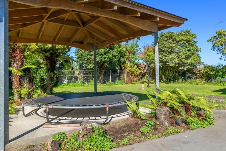 Photo of property in 355 High Street, Hawera, 4610