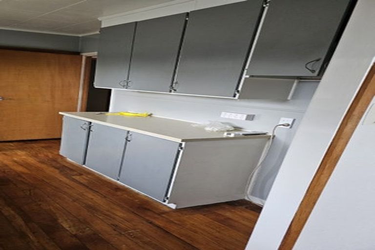 Photo of property in 5 Nan Place, Pakuranga Heights, Auckland, 2010