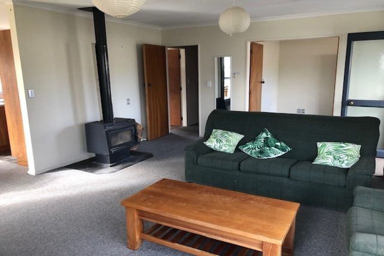 Photo of property in 123 Broadway, Carterton, 5713