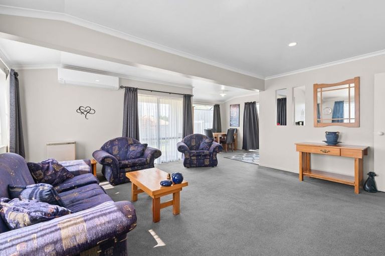 Photo of property in 23 Mews Place, Forest Lake, Hamilton, 3200