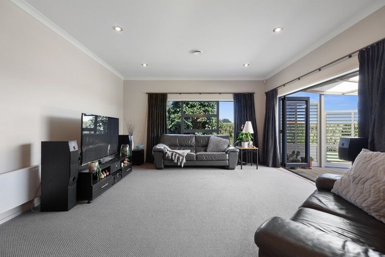 Photo of property in 4 Cotswold Place, Ohauiti, Tauranga, 3112