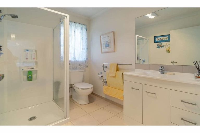 Photo of property in 53 Ranui Avenue, Kerikeri, 0230