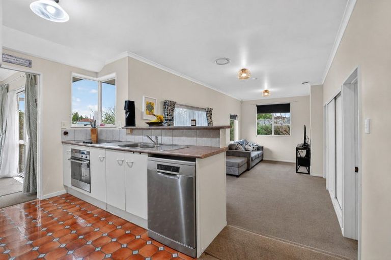 Photo of property in 21 Mews Place, Forest Lake, Hamilton, 3200