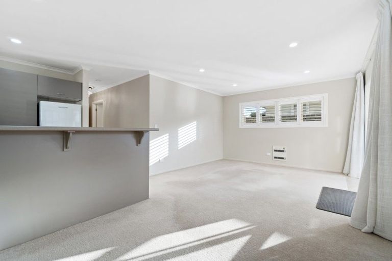 Photo of property in 80a Williams Street, Cambridge, 3434