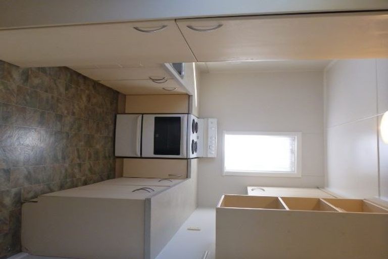 Photo of property in 33a Clevedon Road, Papakura, 2110