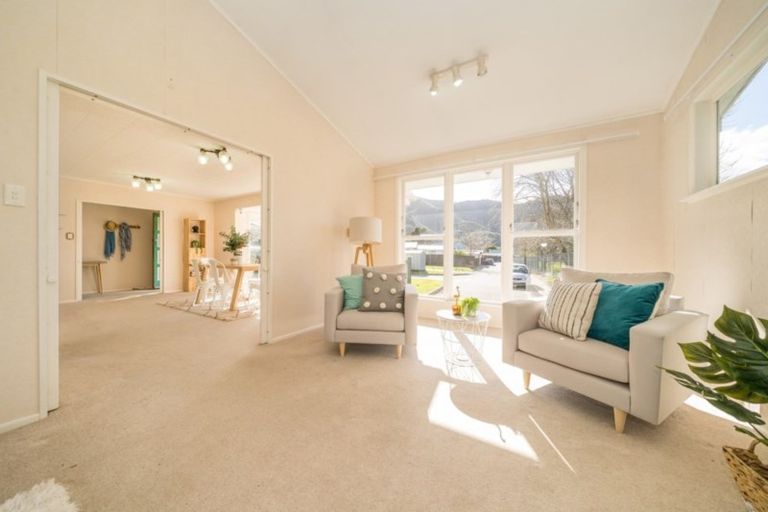 Photo of property in 60 Totara Park Road, Totara Park, Upper Hutt, 5018