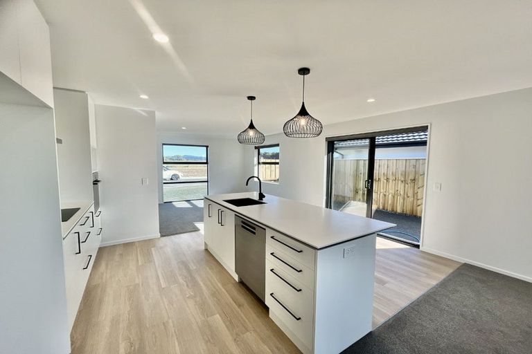 Photo of property in 8 Mehrtens Crescent, Woodend, 7691