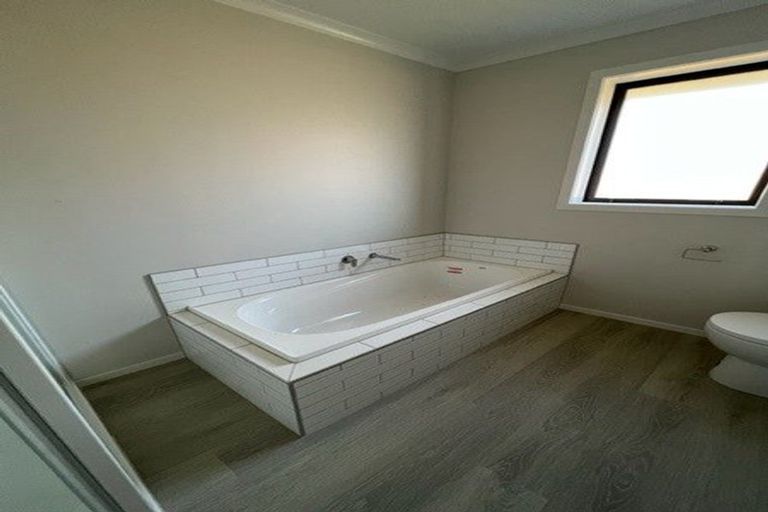 Photo of property in 8 Rayner Lane, Marton, 4710