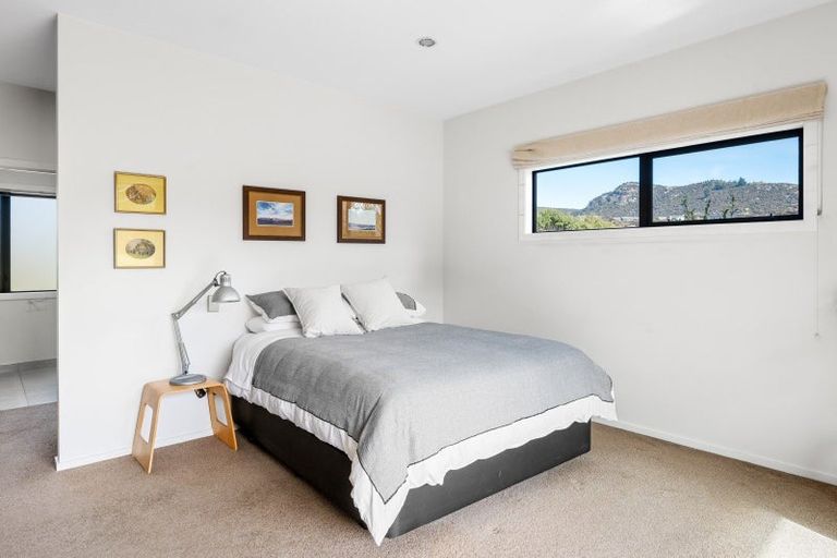 Photo of property in 9 Hikuwai Drive, Albert Town, Wanaka, 9305