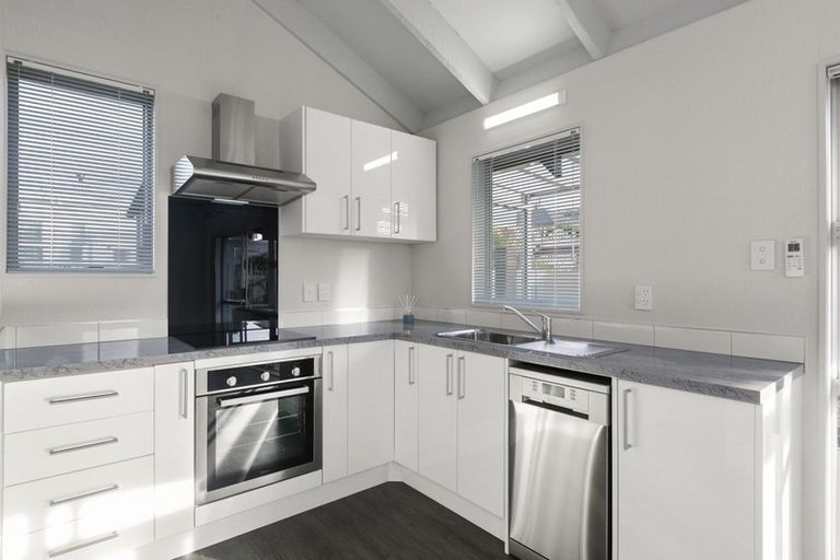 Photo of property in 86c Neville Street, Caversham, Dunedin, 9012