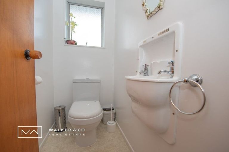 Photo of property in 3/37 Marion Street, Silverstream, Upper Hutt, 5019