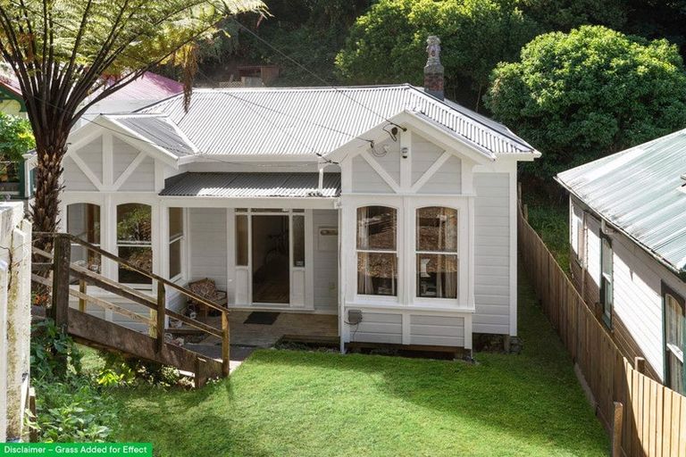 Photo of property in 38 Devon Street, Aro Valley, Wellington, 6021