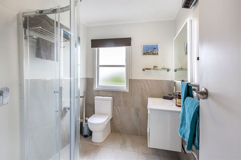 Photo of property in 41 Cockayne Road, Khandallah, Wellington, 6035