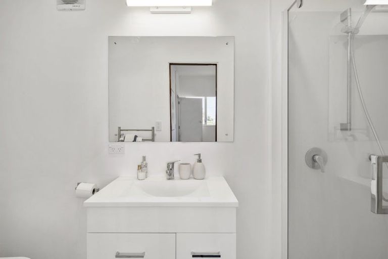 Photo of property in 19 Whaui Street, Vogeltown, Wellington, 6021