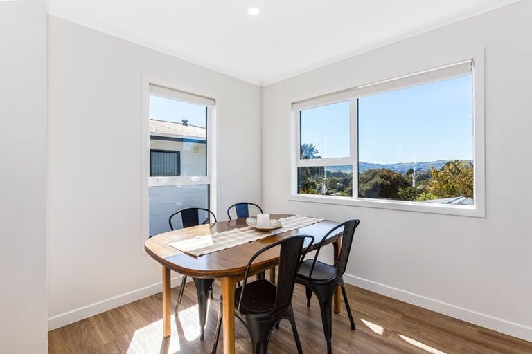 Photo of property in 11 Parkinson Close, Whitby, Porirua, 5024