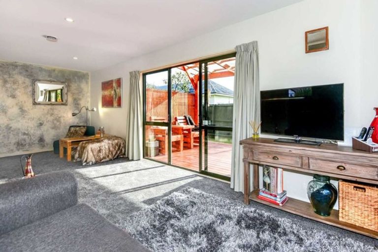 Photo of property in 78a Sawyers Arms Road, Northcote, Christchurch, 8052