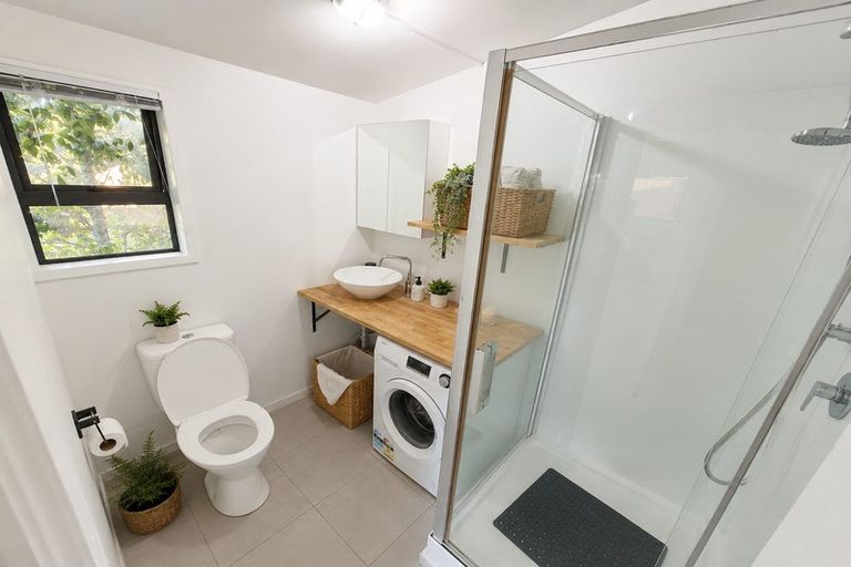 Photo of property in 2/36 Miro Street, New Lynn, Auckland, 0600