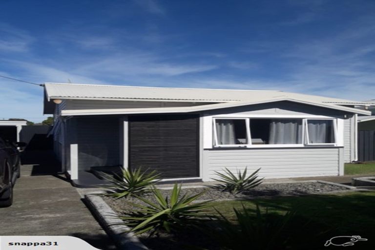 Photo of property in 141 Cornfoot Street, Castlecliff, Whanganui, 4501