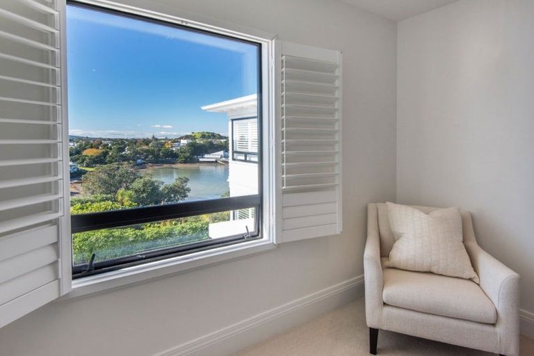 Photo of property in 31a Stanley Point Road, Stanley Point, Auckland, 0624