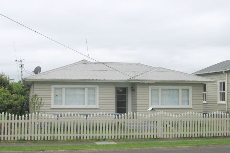 Photo of property in 19 Junction Road, Paeroa, 3600