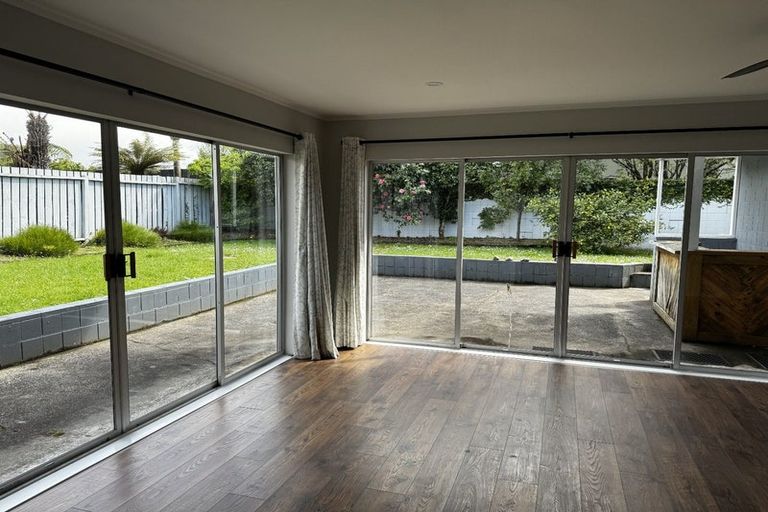 Photo of property in 358 Main Road, Huapai, Kumeu, 0810