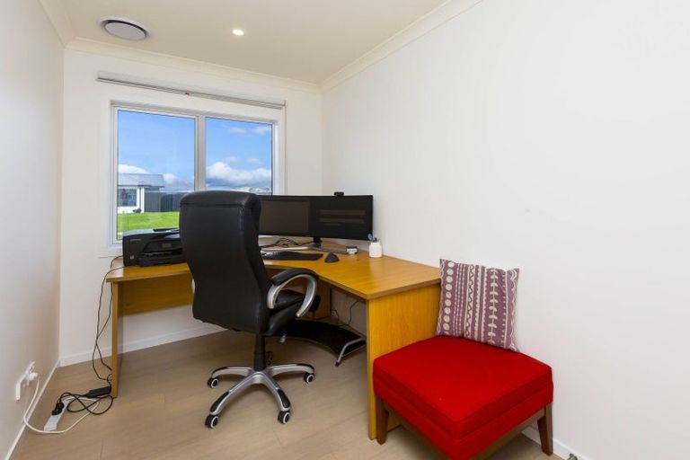 Photo of property in 15 Filmer Crescent, Wallaceville, Upper Hutt, 5018
