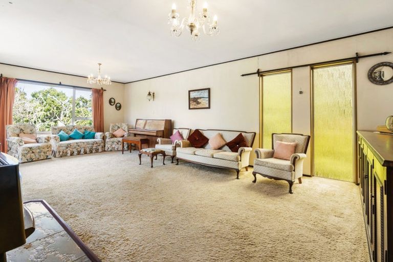 Photo of property in 25 Porritt Avenue, Chatswood, Auckland, 0626