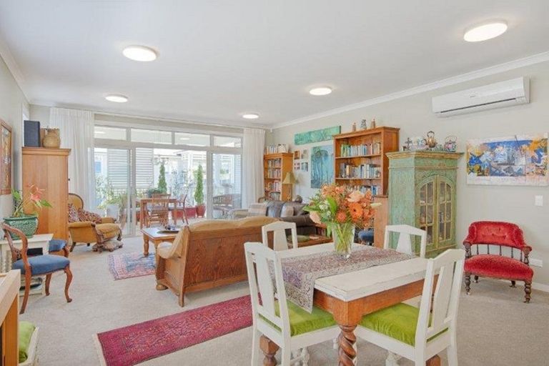 Photo of property in 50 Landmark Terrace, Orewa, 0931