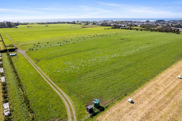 Photo of property in 50 Johnston Street, Brixton, Waitara, 4382