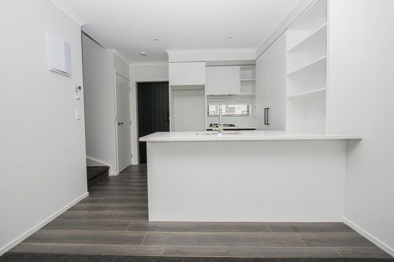 Photo of property in 12/14 Ruakiwi Road, Hamilton Lake, Hamilton, 3204