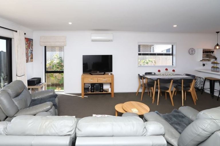 Photo of property in 8/11 Errol Close, Burbush, Hamilton, 3288