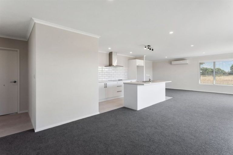 Photo of property in 12 Kotare Drive, Coastlands, Whakatane, 3120