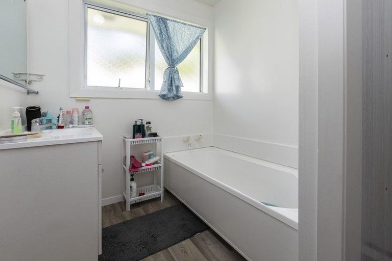 Photo of property in 2/26 Hanrahan Street, Upper Riccarton, Christchurch, 8041