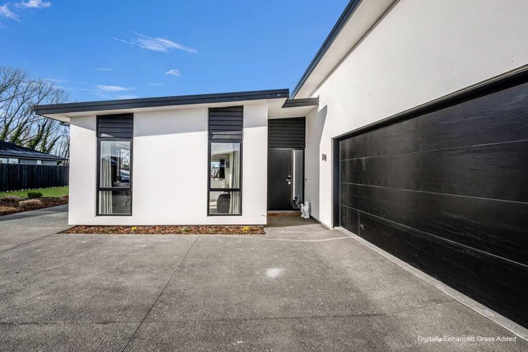 Photo of property in 15b Strowan Avenue, Elgin, Ashburton, 7700