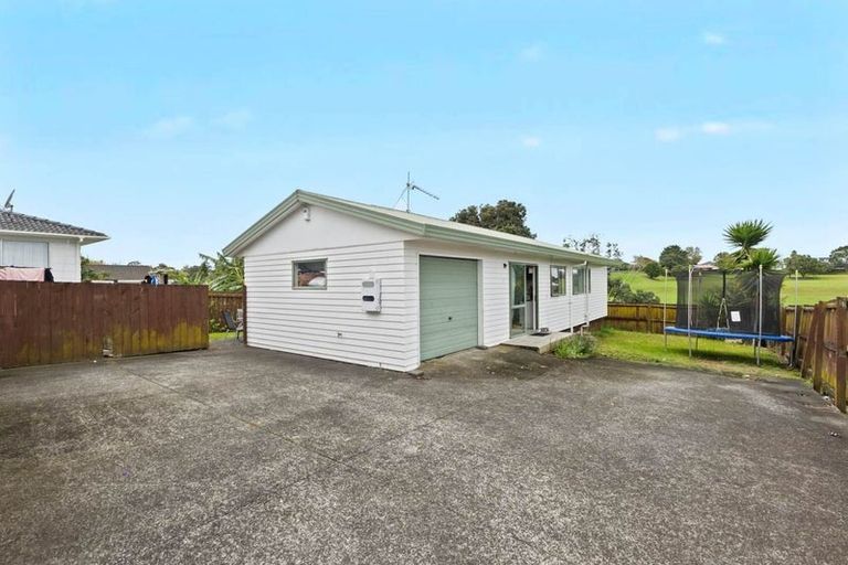 Photo of property in 7a Ngatira Place, Clendon Park, Auckland, 2103